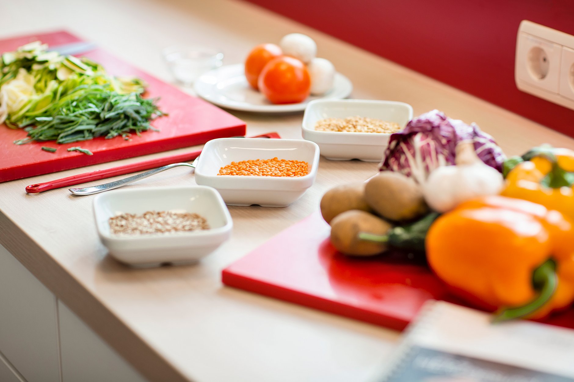 HGZ | Rehabilitationsklinik Ernährungsmedizin Dies sind verschiedene Gemüse zur gesunden Ernährung.