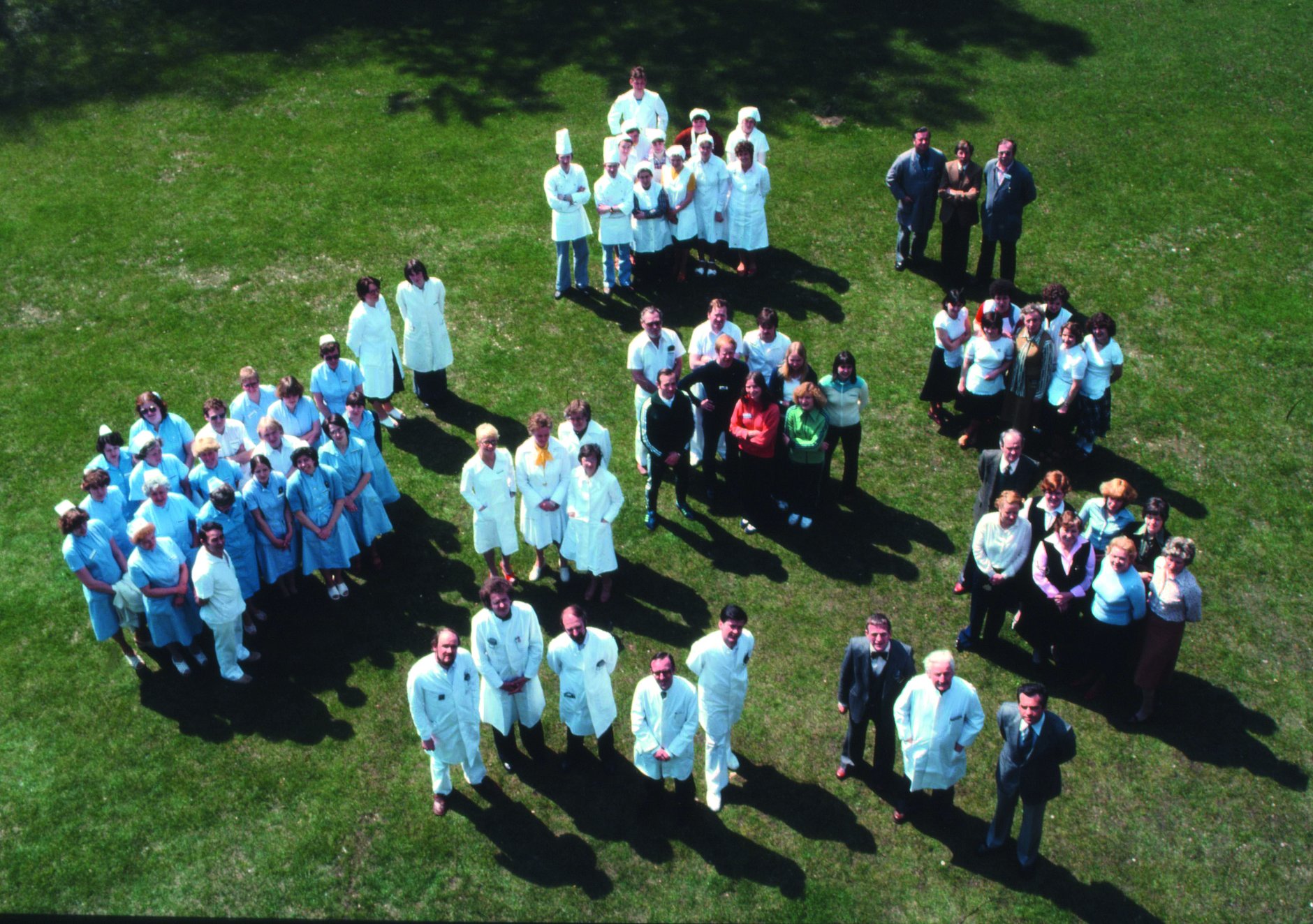 HGZ | Das erste Team des HGZ 1977 Dies ist das erste Team des Herz- und Gefäßzentrums Bad Bevensen 1977.